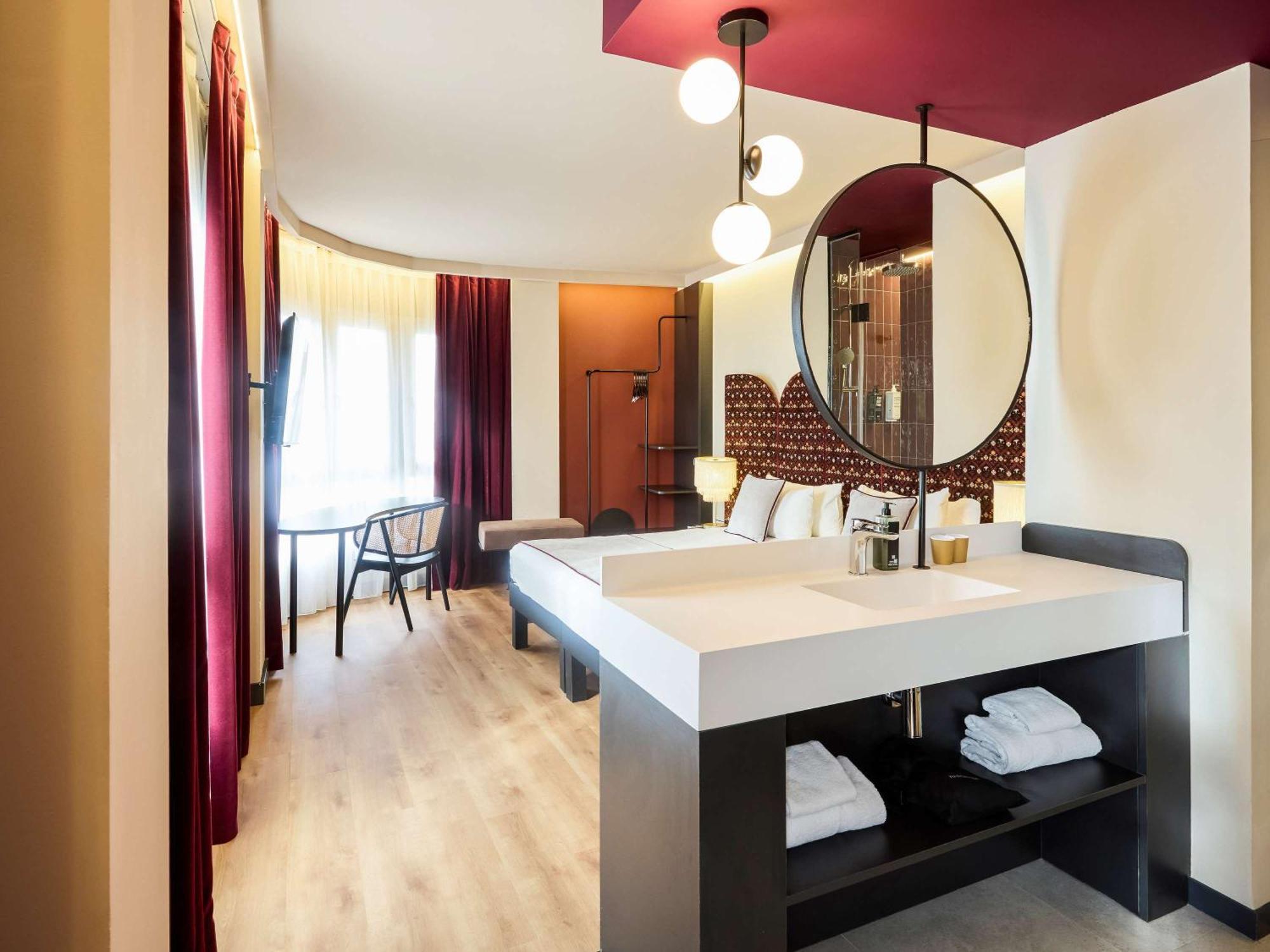 Ibis Styles Madrid Centro Maravillas Bagian luar foto