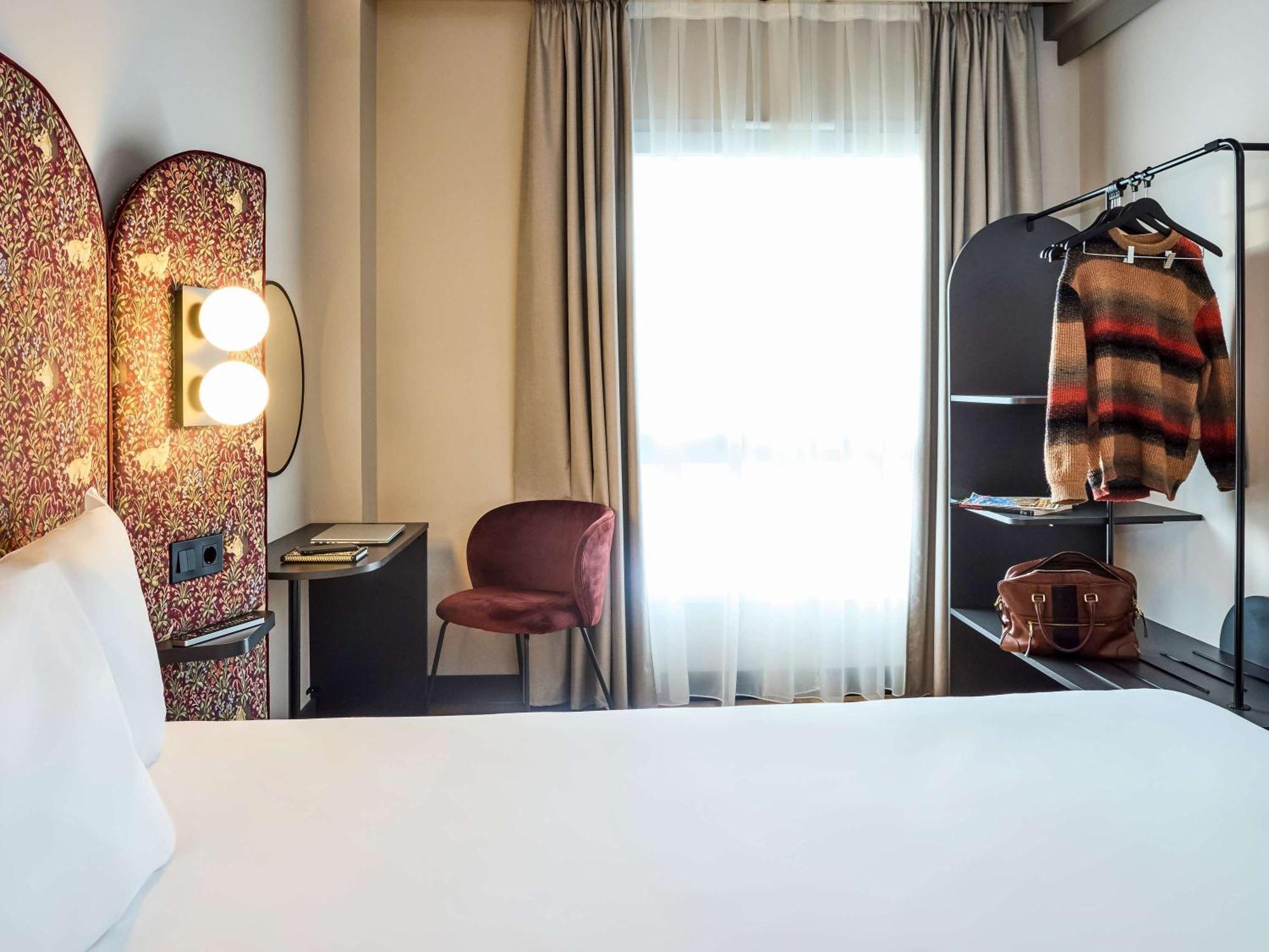 Ibis Styles Madrid Centro Maravillas Bagian luar foto