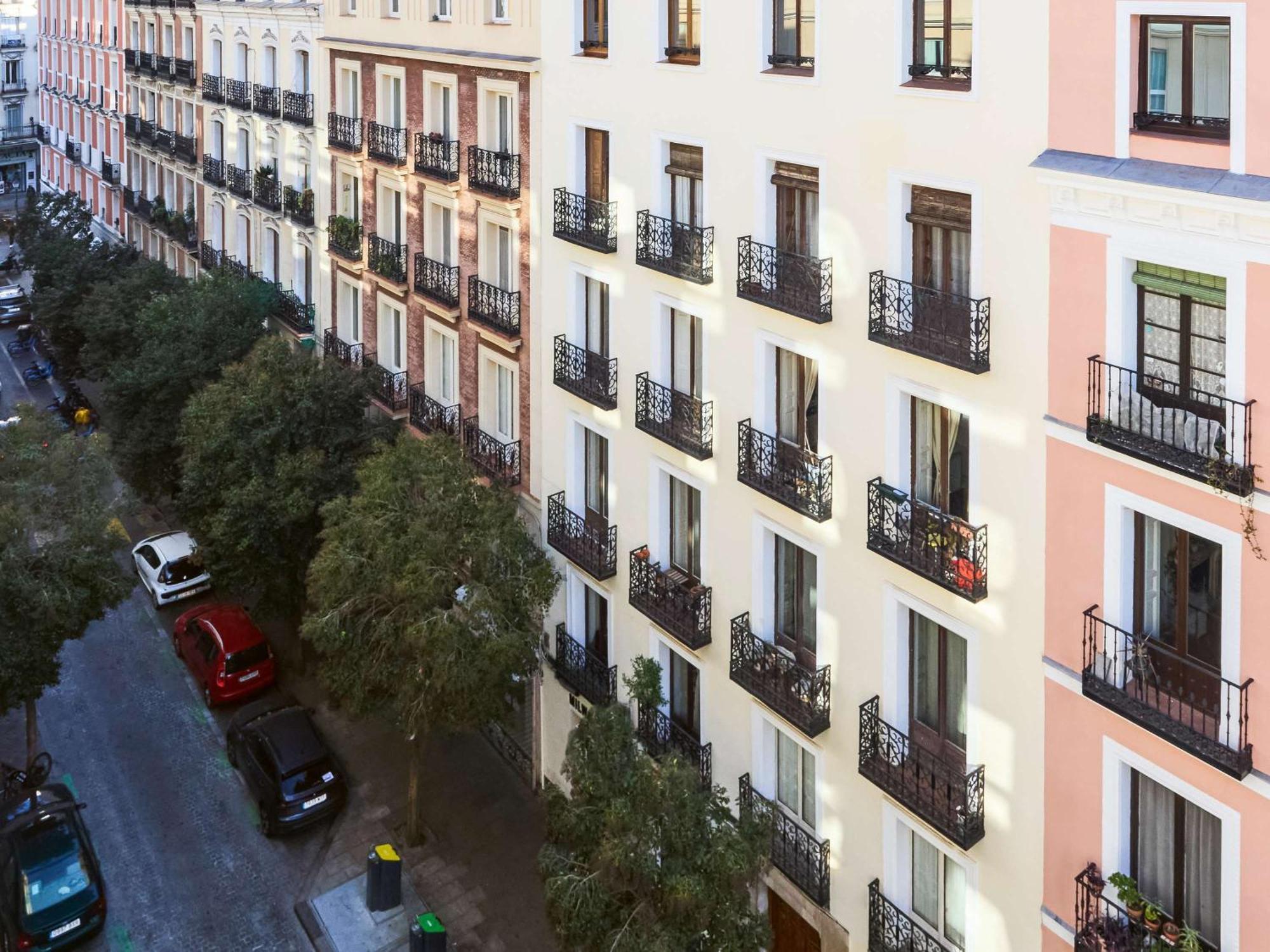 Ibis Styles Madrid Centro Maravillas Bagian luar foto