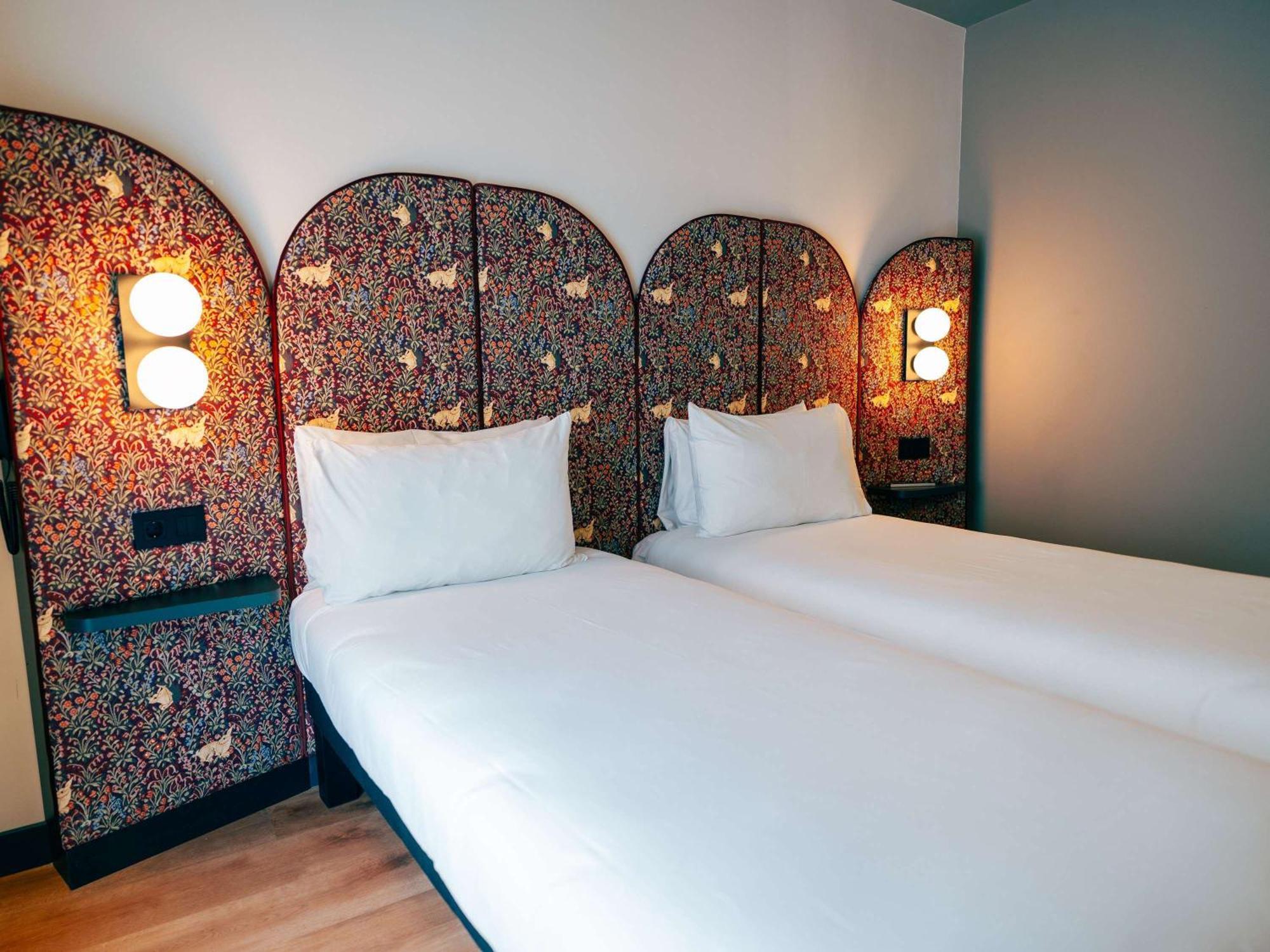 Ibis Styles Madrid Centro Maravillas Bagian luar foto