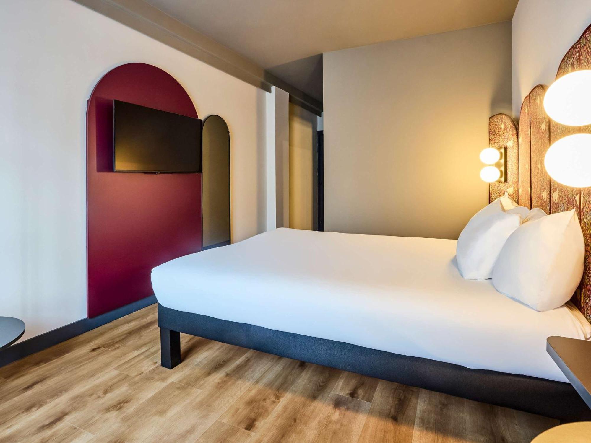 Ibis Styles Madrid Centro Maravillas Bagian luar foto